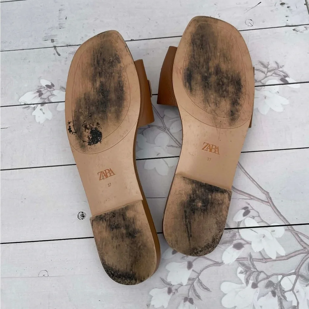 Zara Tan Slide Sandals with Pearl Accents - Picture 3 of 8